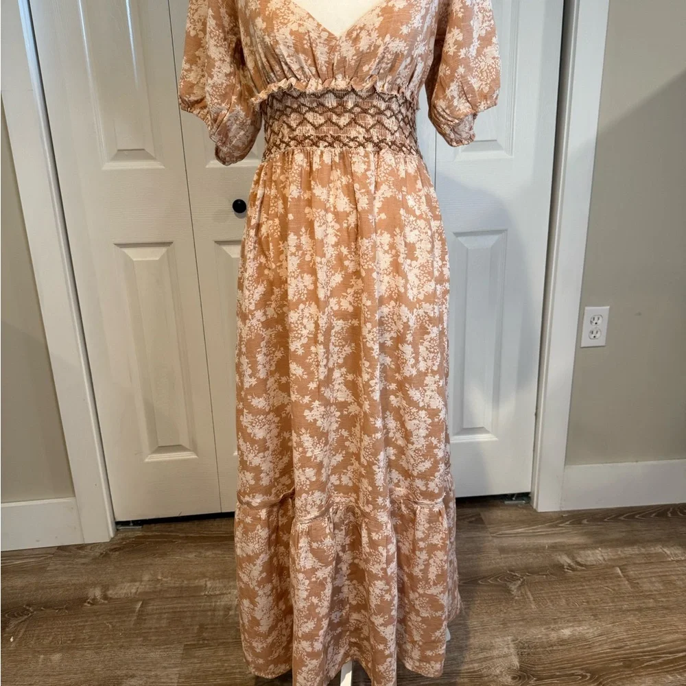 Free People, Boho Floral Maxi Dress Smocked Waist 100% Cotton, Size M EUC